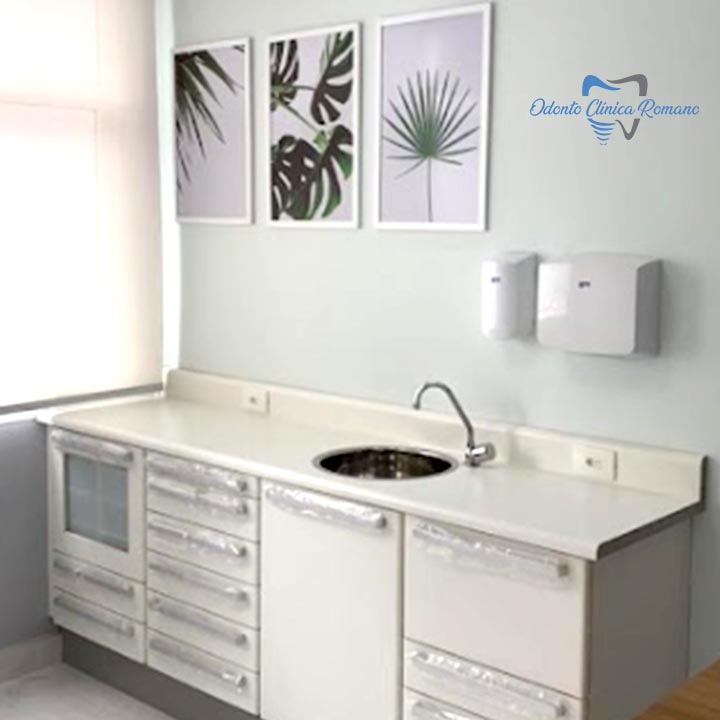 Implante Dentário Odonto Clínica Romano - foto 4