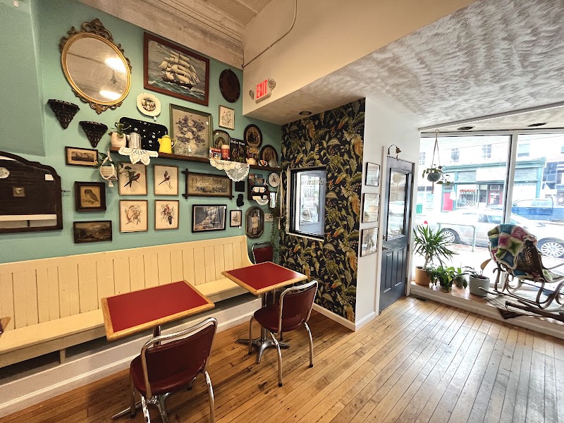 Lillian’s Cafe photo 1