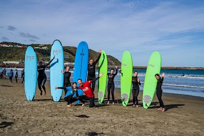 Wellington Surf Lessons