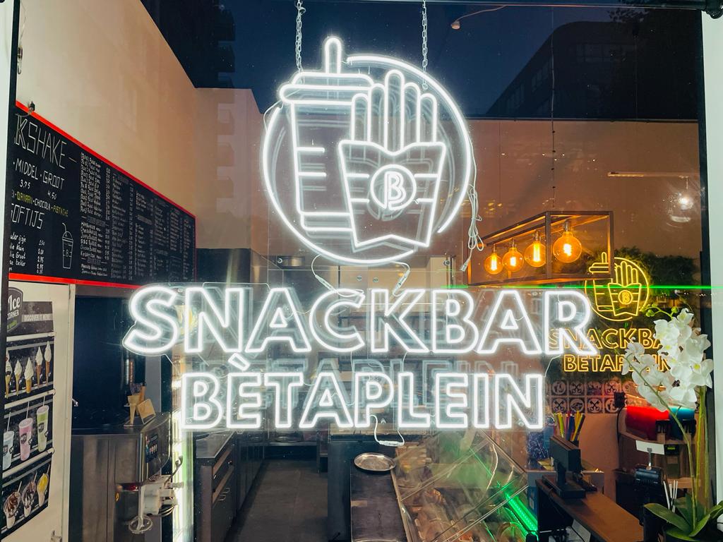 Snackbar Betaplein