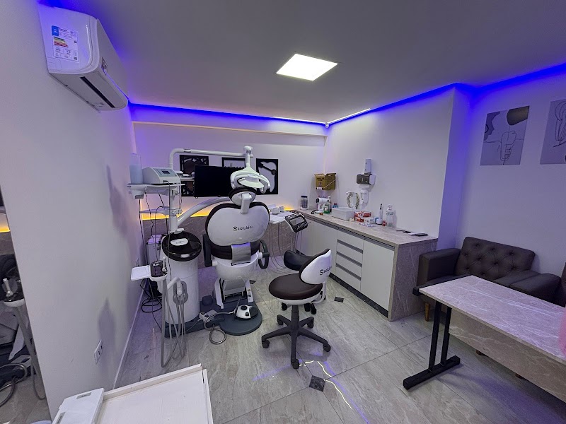 Solutia Odontologia | Dentista 24 Horas em Curitiba