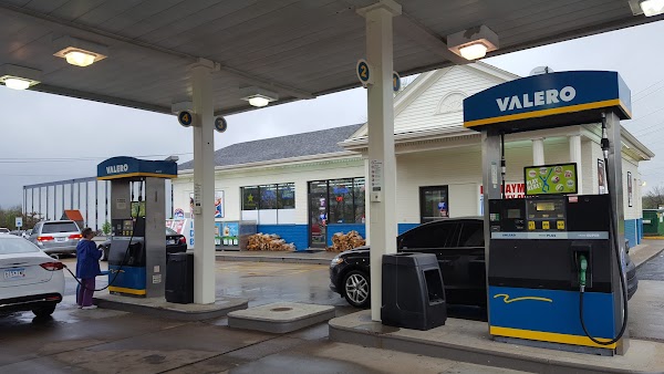 LUCKY STAR PETRO exterior