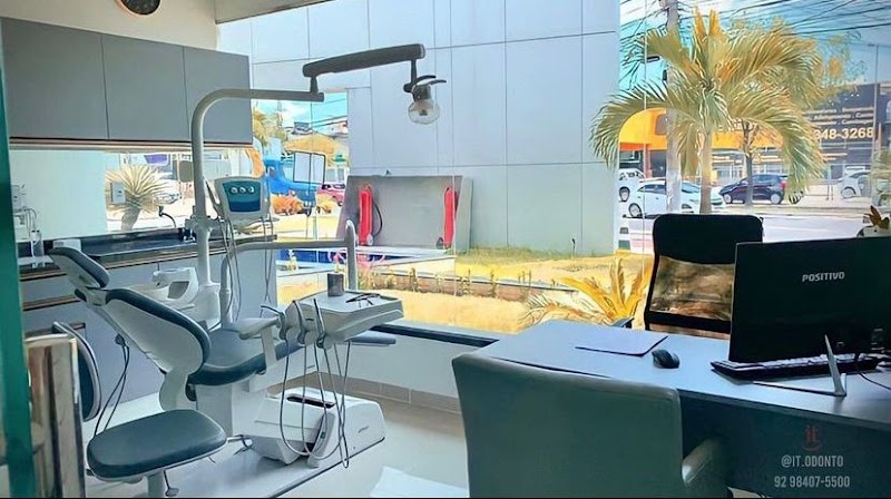Clínica It Odonto - Invisalign e Aparelho Ortodôntico - Dentista em Manaus - foto 5