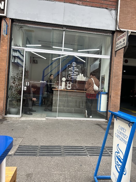 R3 coffee Merced 649 fotoğraf 1
