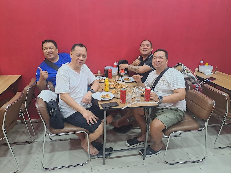 The Pizza house Halal photo 5