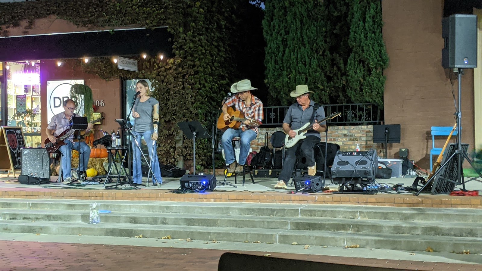 SAN JACINTO MUSIC SERIES: Kinfolk Band