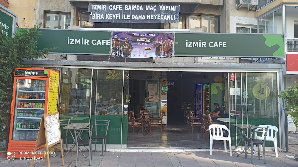 İzmir Cafe fotoğraf 1