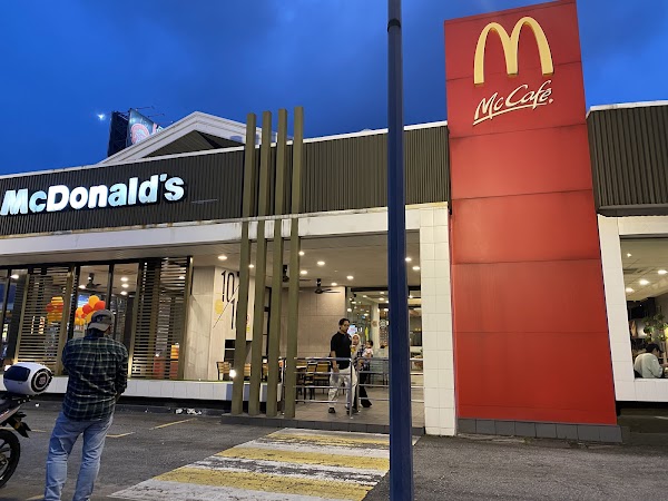 McDonald's Kota Damansara DT