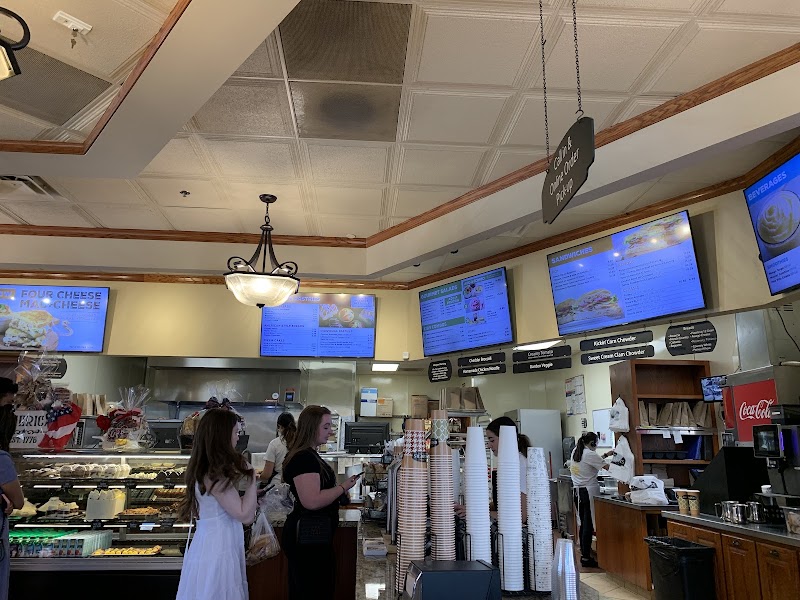 Kneaders Bakery & Cafe photo 3
