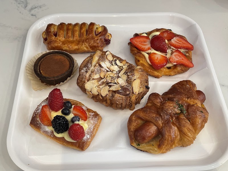 Paris Baguette photo 2