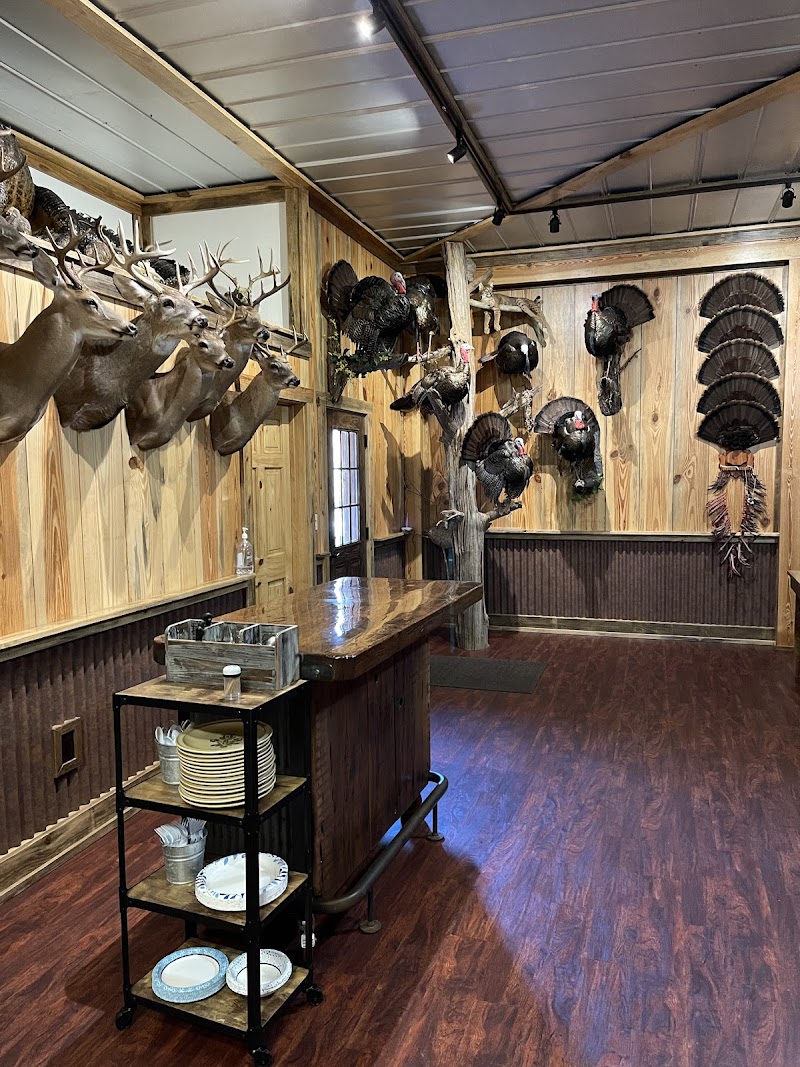 God's Country Outfitters - Photo 3