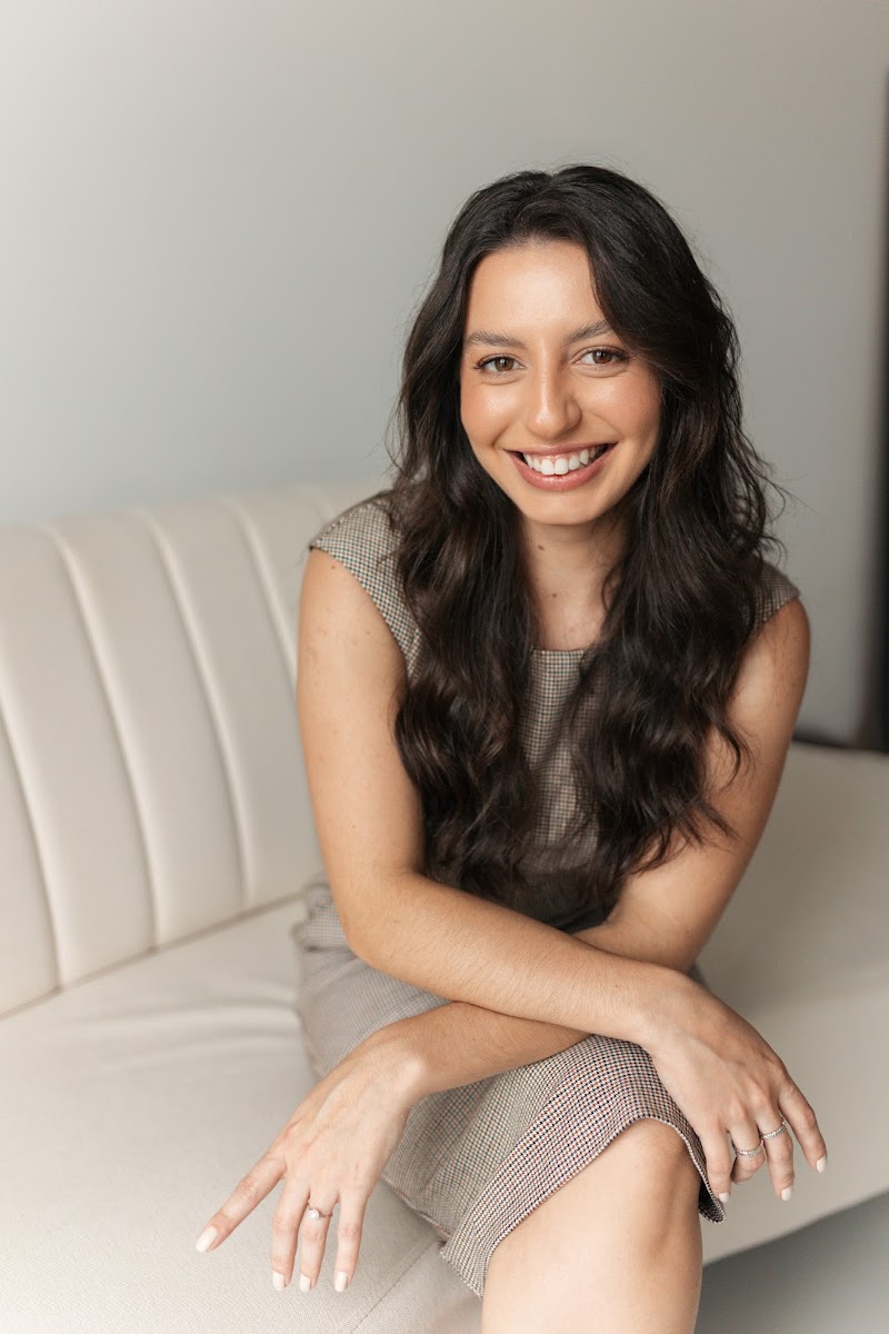 Dra. Djulia Cassia Luksik - Dentista Joinville - foto 1