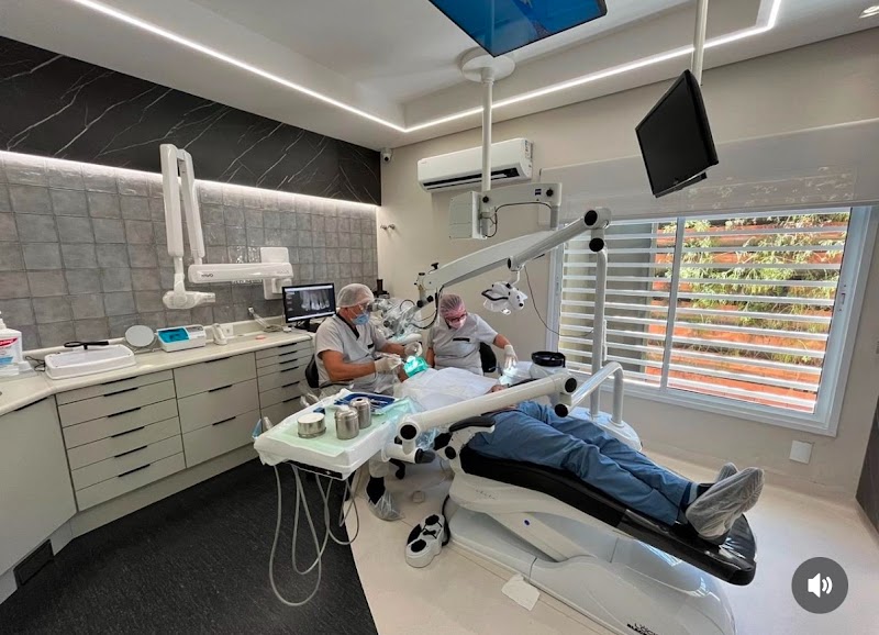 Dr. Carlos Eduardo da Silveira Bueno - foto 1