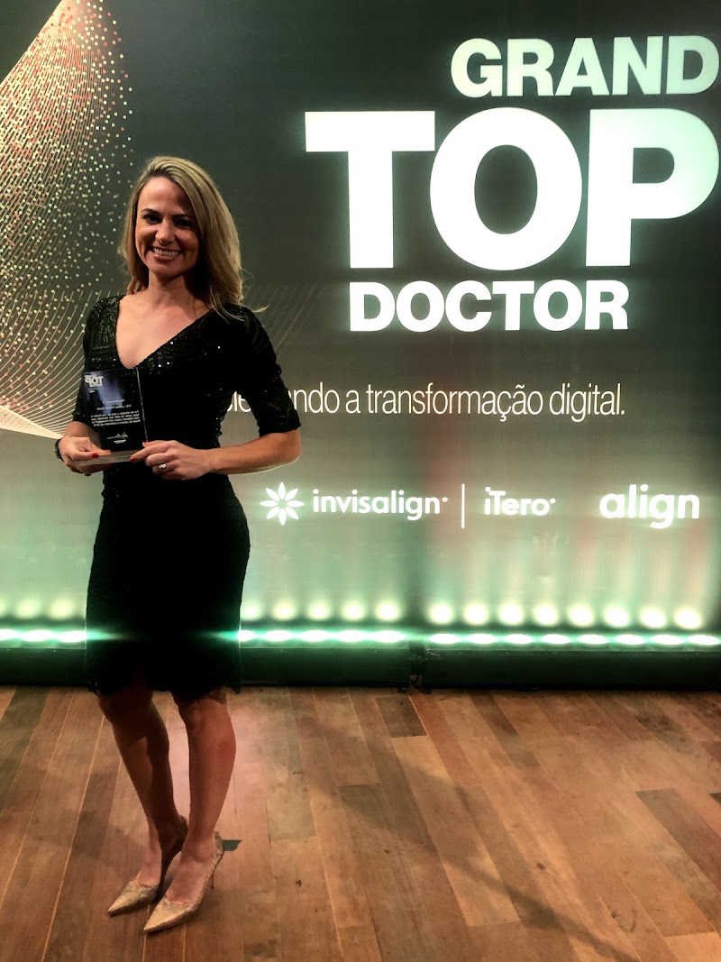 Dra Luciana Hosken- dentista em Niterói - foto 4