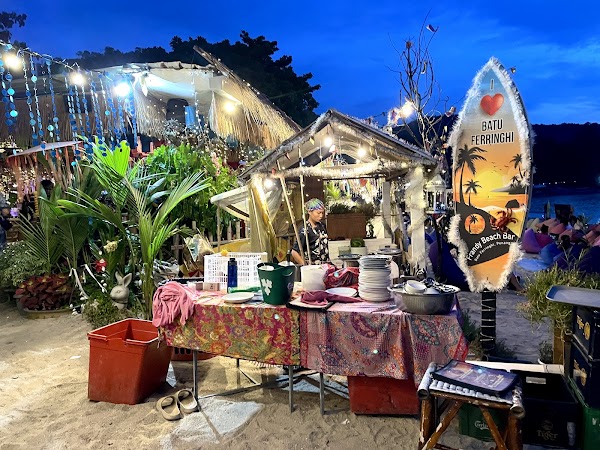 Frandy Beach Bar & Restaurant