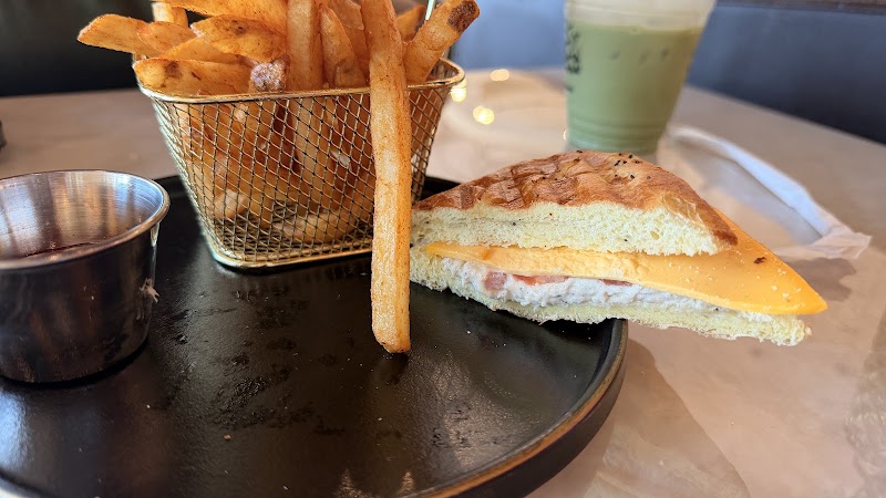Shaghf Cafe - Sugar Land photo 3