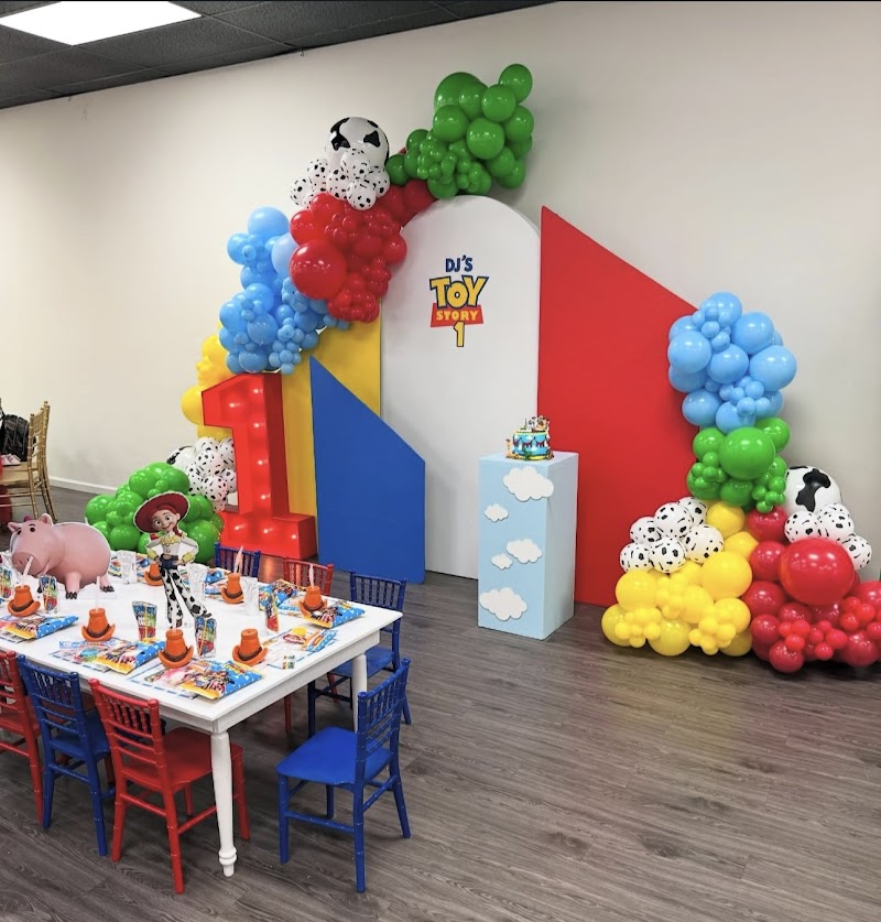 The Modern Luxury Gathering Suite photo 6