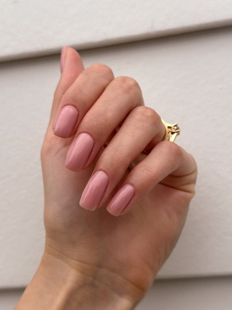 Vogue Lashes & Spa - East Beach