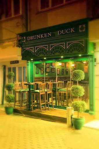 Drunken Duck Pub mekanı