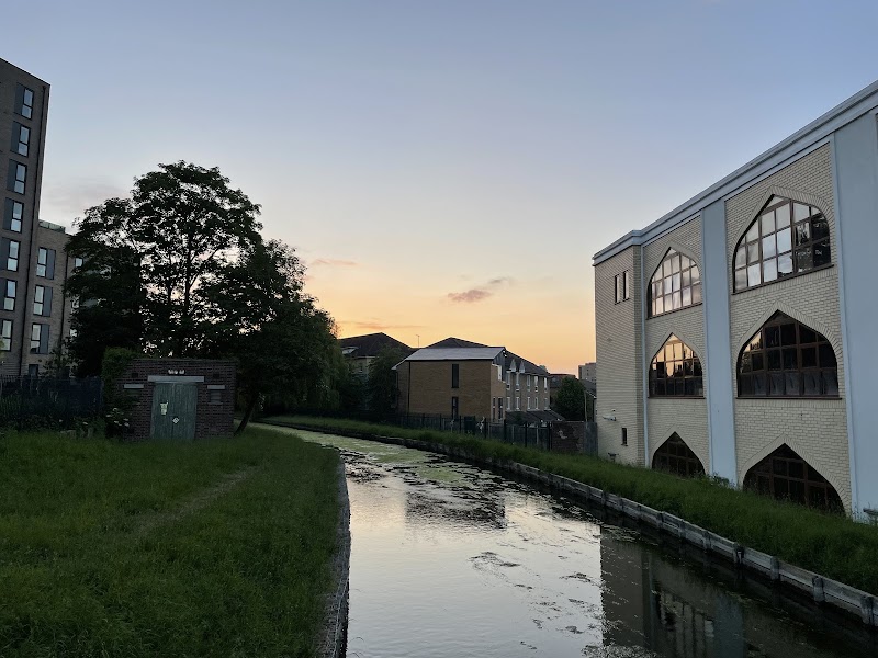 London Islamic Cultural Society and Mosque (LICS) photo 5