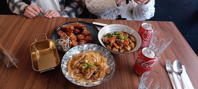 CrispyQ Asian Kitchen photo 3