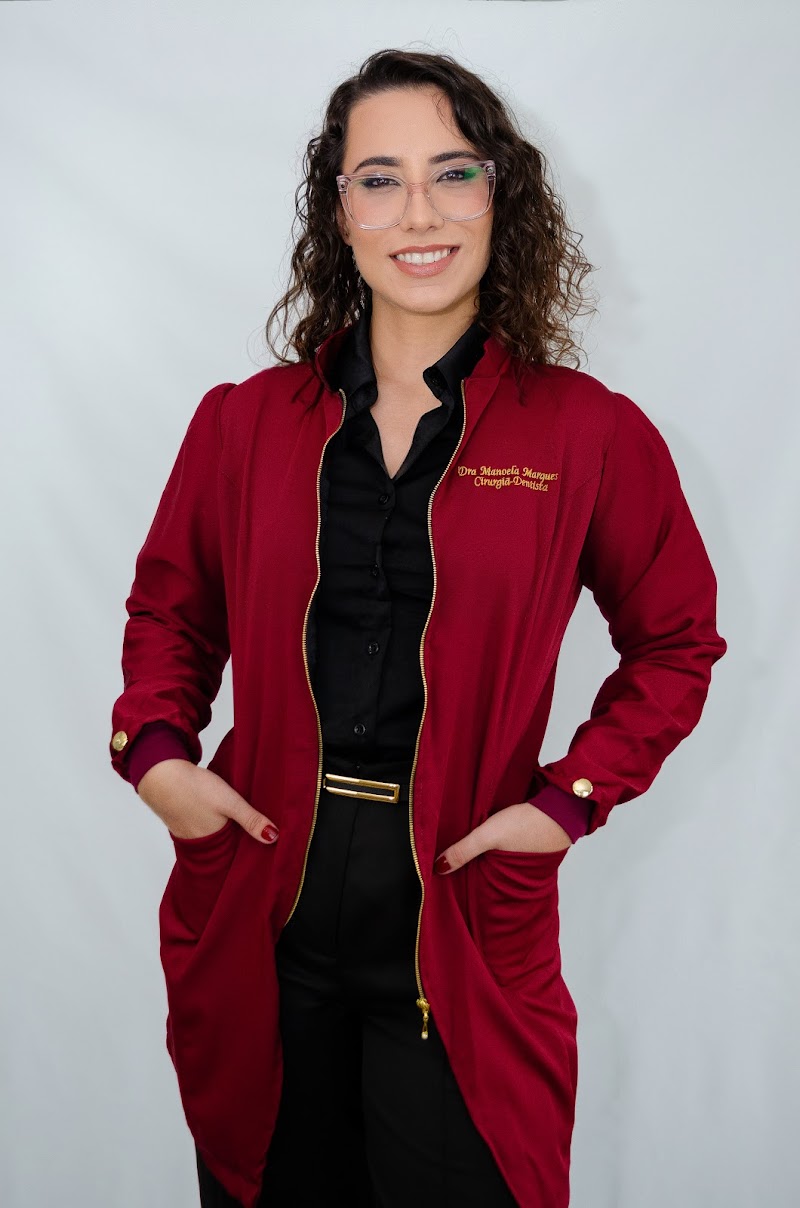 Dra Manoela Marques