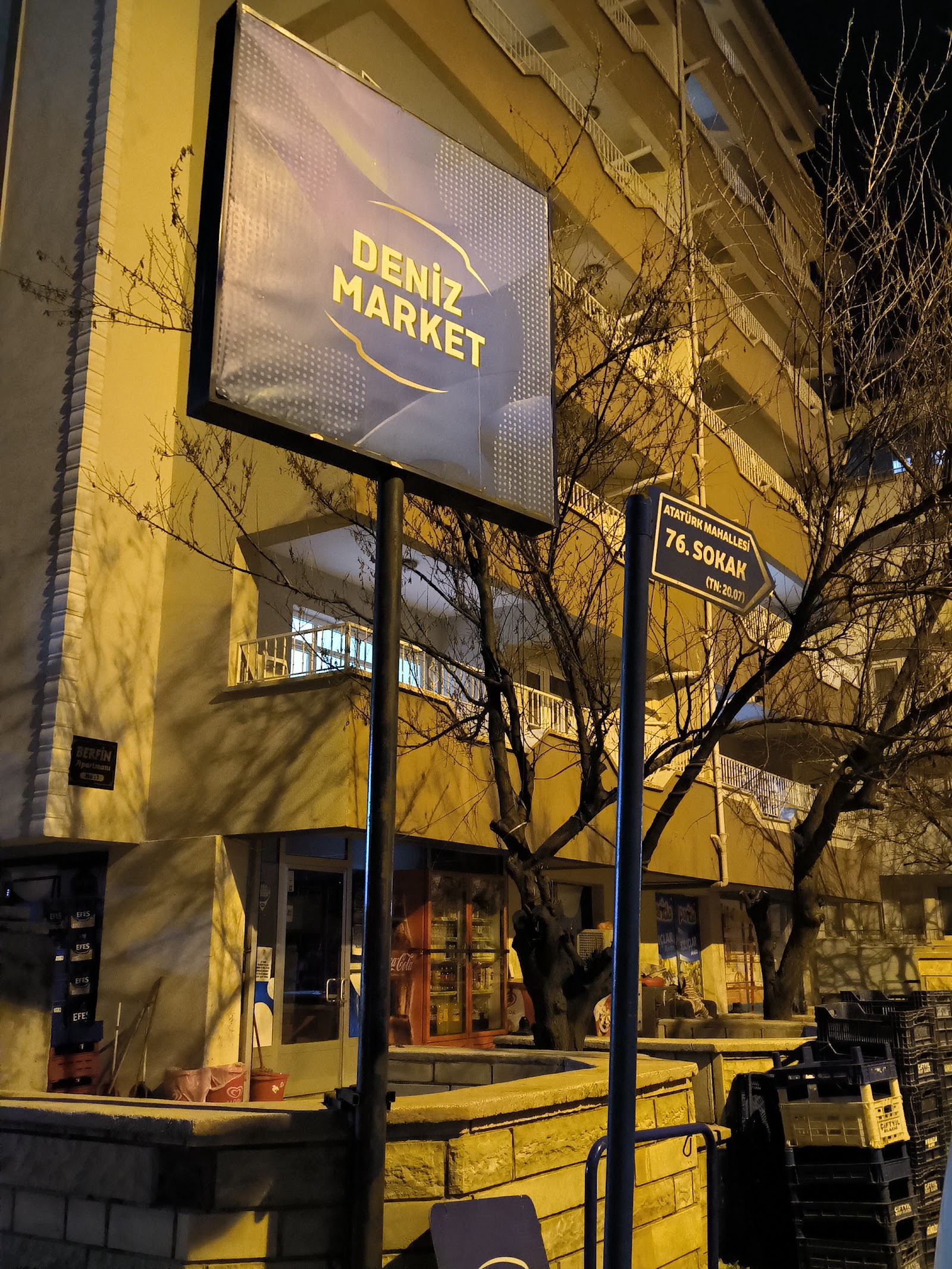DENİZ MARKET mekanı