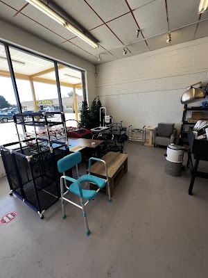 Treasure Hunt Liquidation Bin Store photo