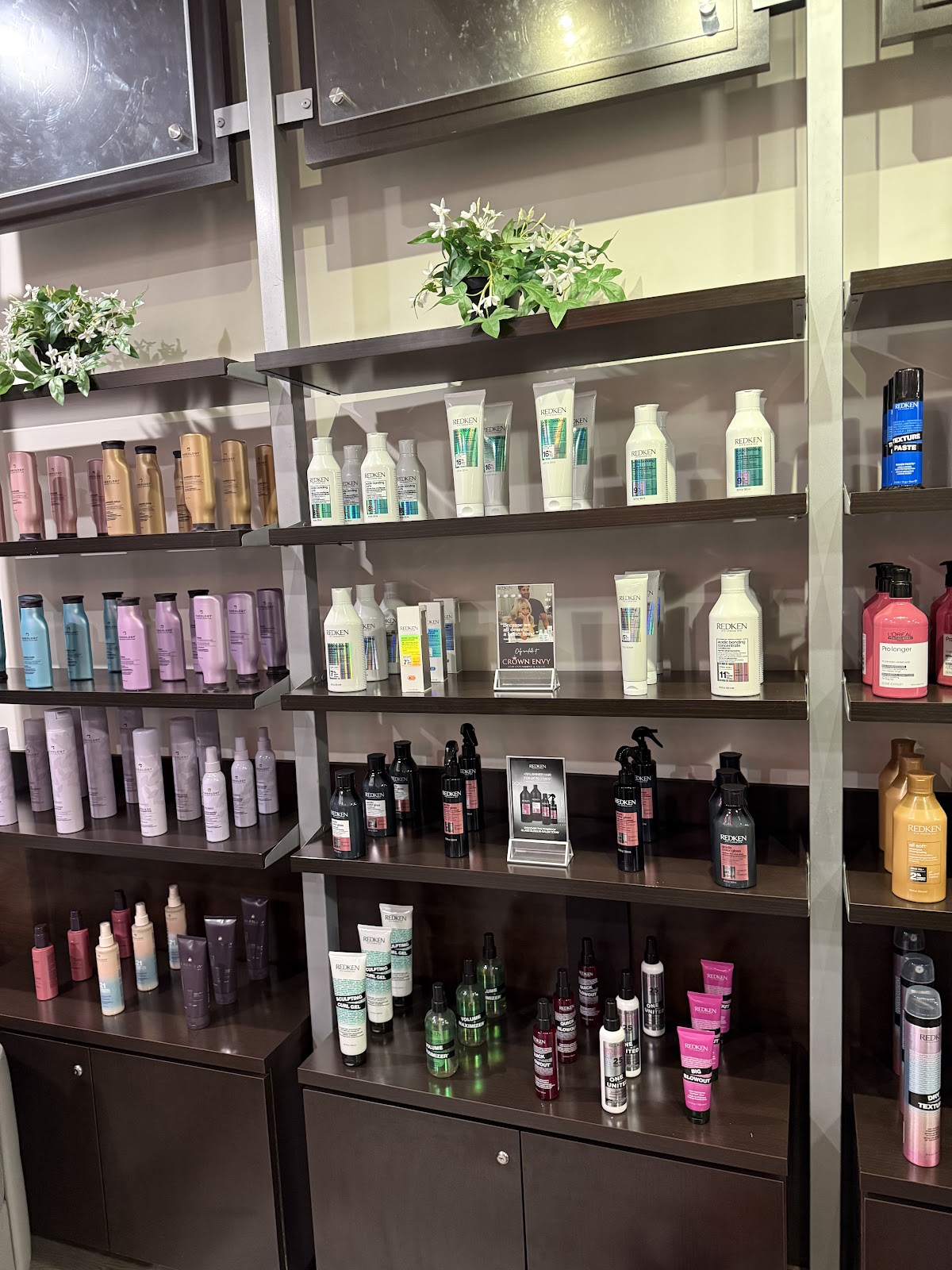 Crown Envy Salon: Google Places image 5