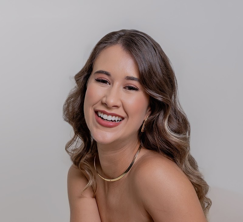 Dra. Gabriela Santana | Lentes de Contato Dental em Sorocaba - SP