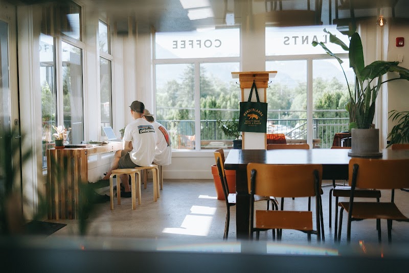 Wonderlands | Coffee & Plants photo 1