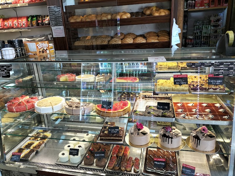 Bäckerei & Konditorei Tschörek