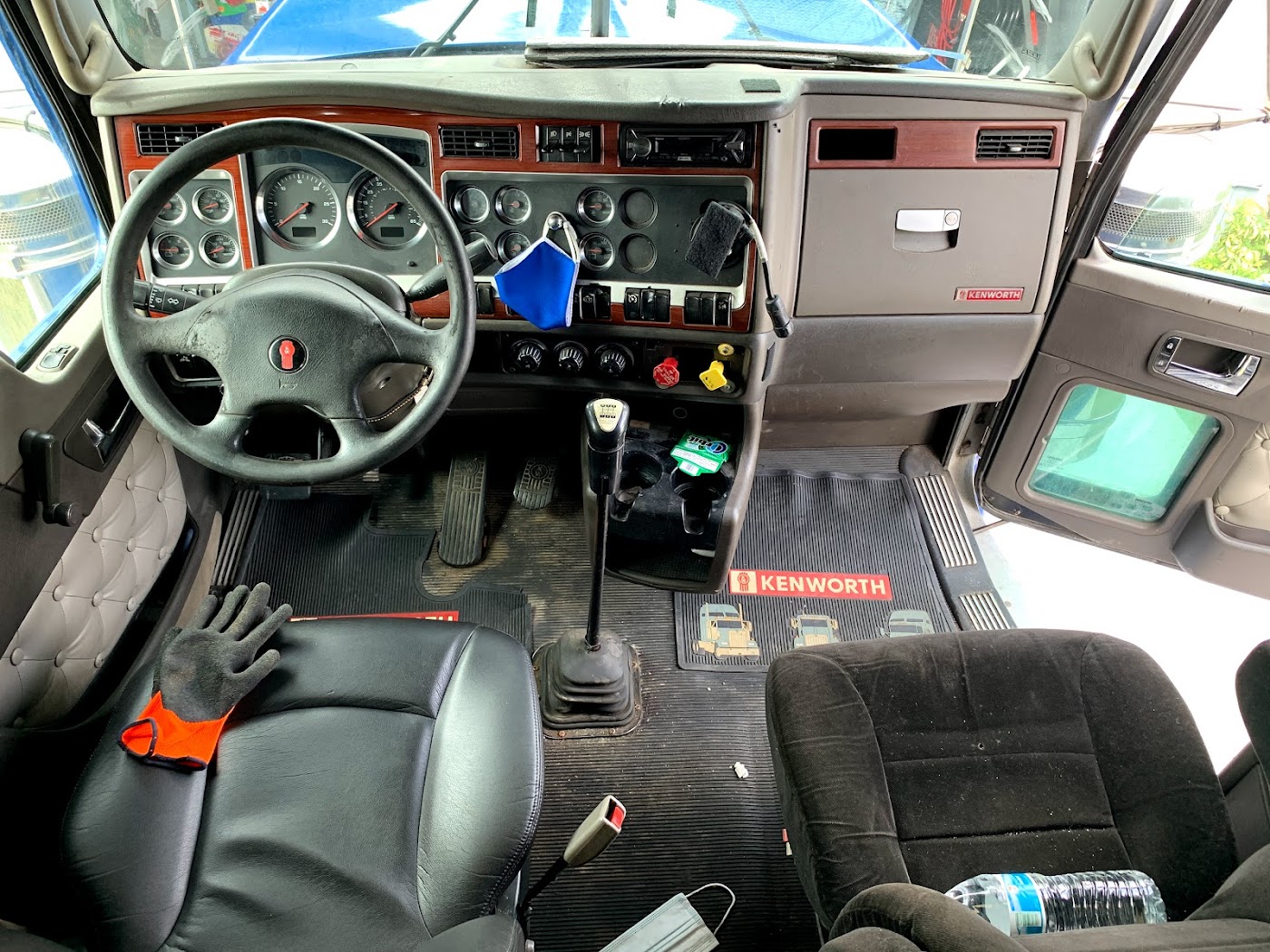 Montalvo's car detailing and carpet cleaning LLC photo 1