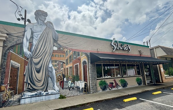 SILVIO'S exterior