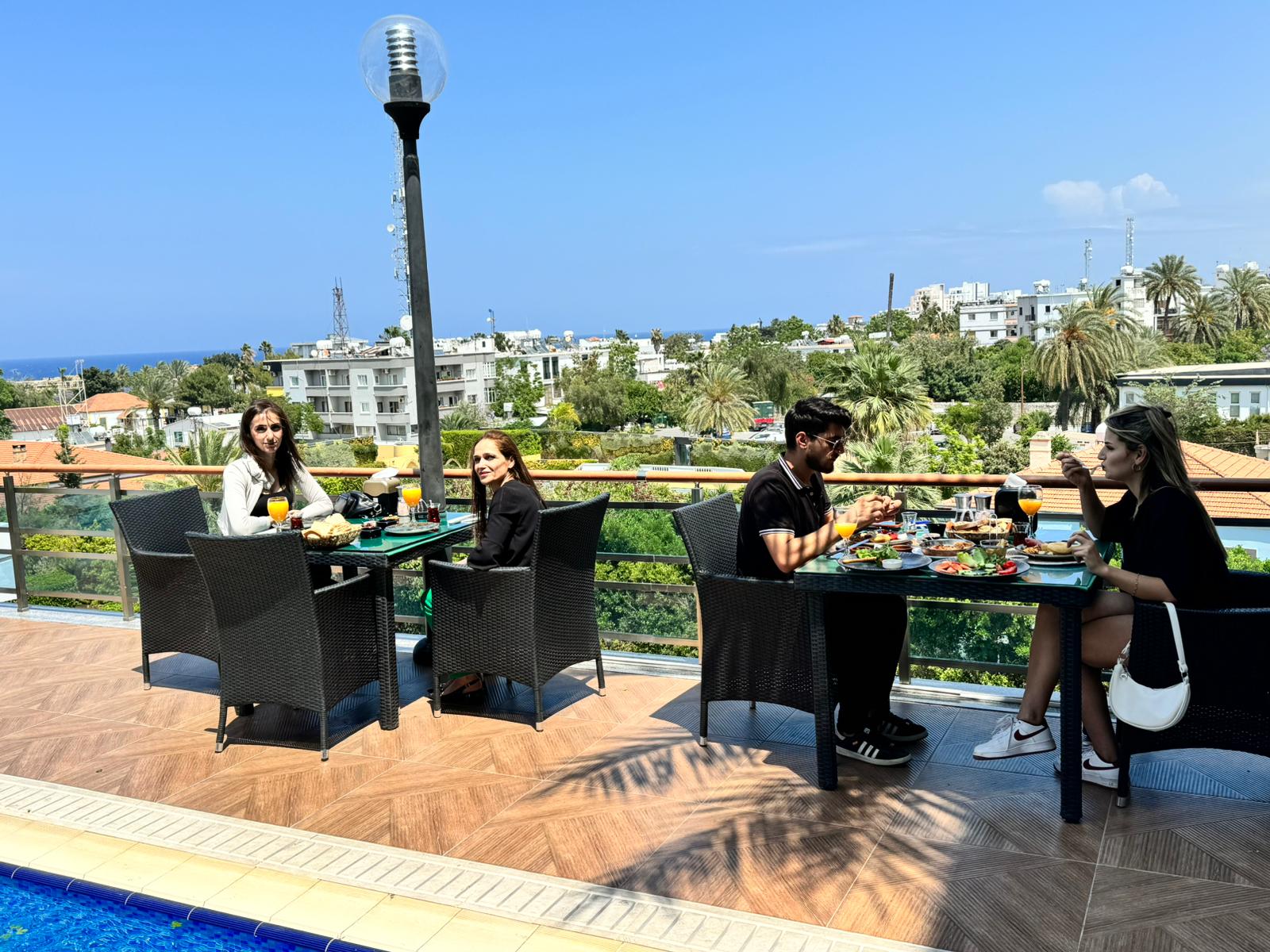 Terrace Marine mekanı