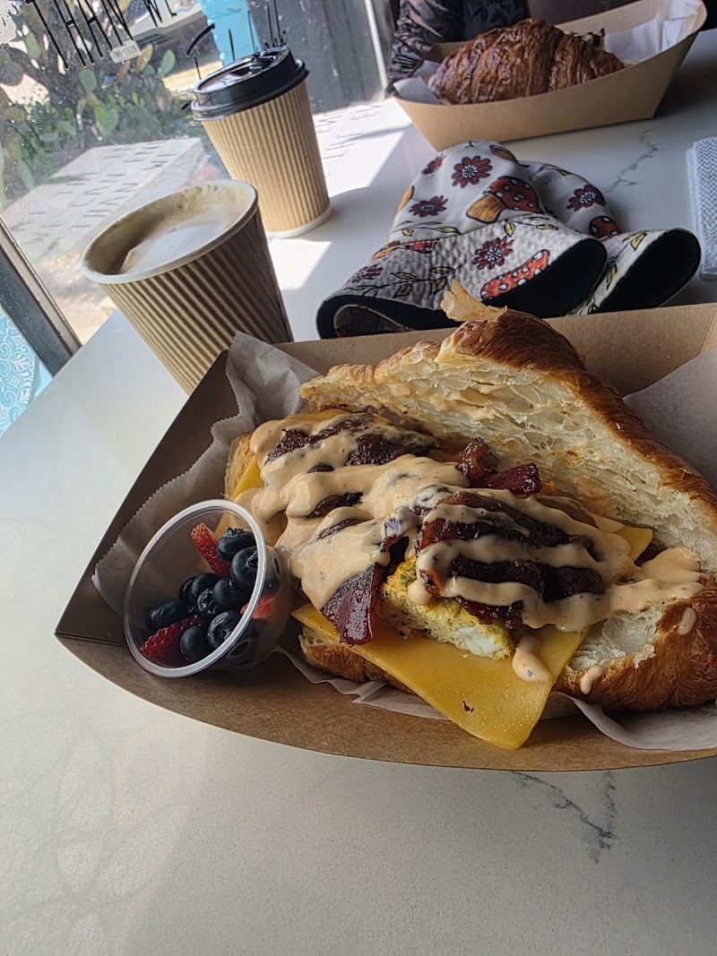 Cafe Frida- Coffee & Pastries photo 3