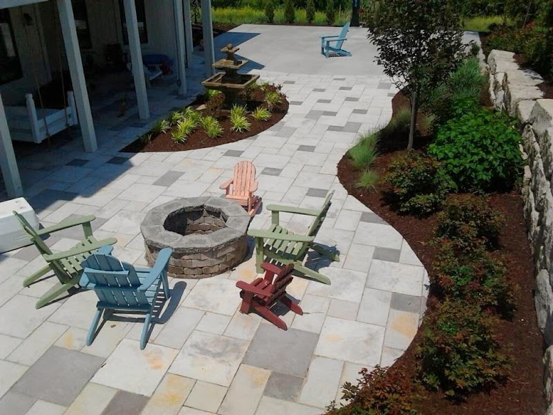 Curby's Lawn & Garden