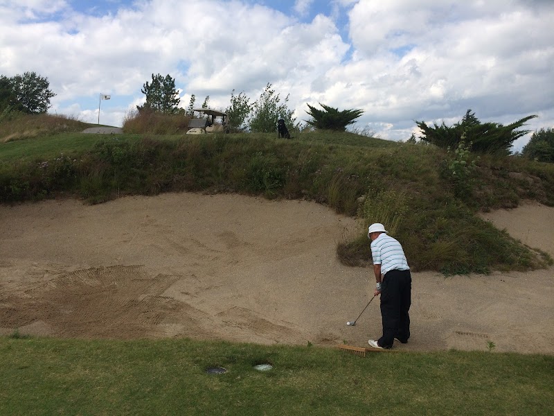 Kingsley Club photo 4