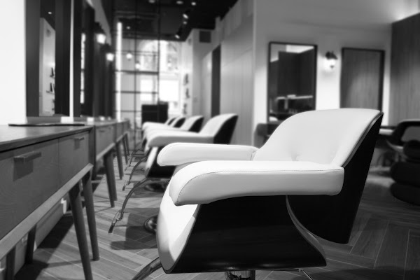 Lamp Hair - Boutique Japanese Salon