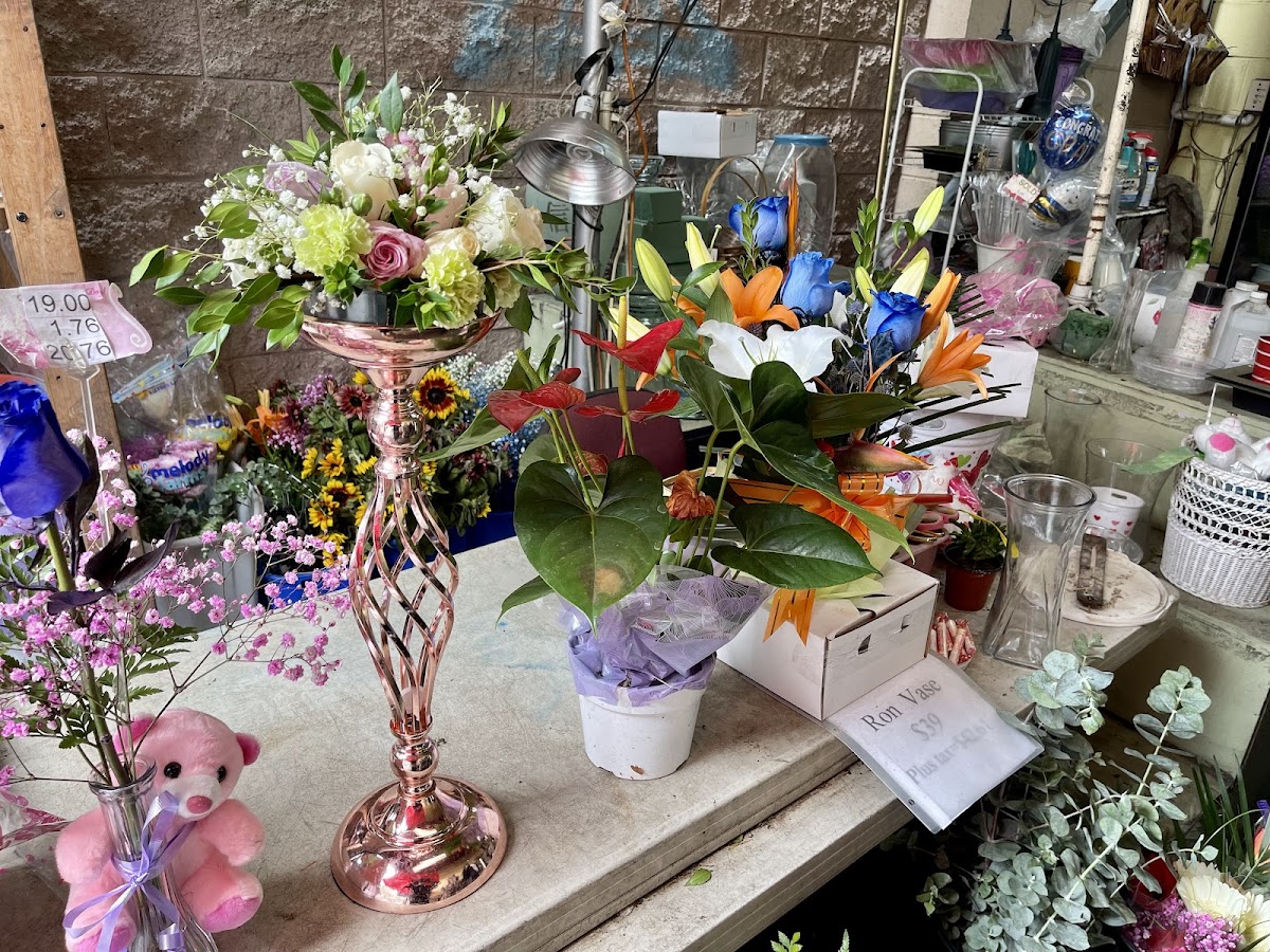 M P FLOWERS: Google Places image 5