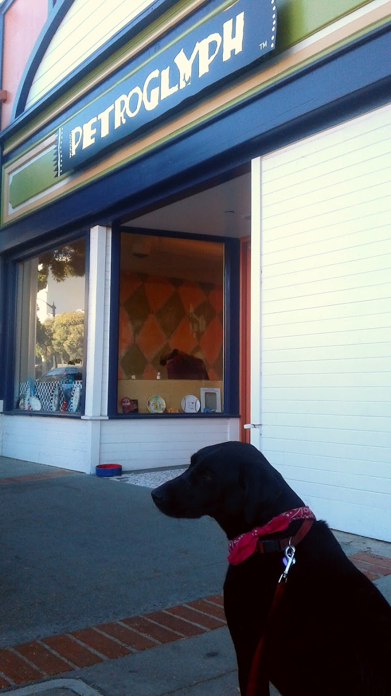 Petroglyph Ceramic Lounge