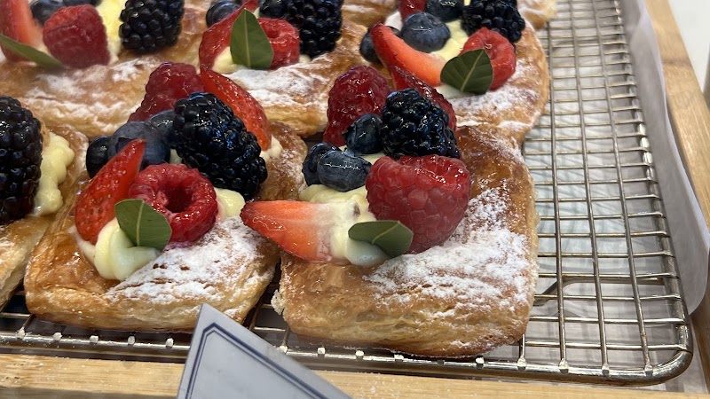 Paris Baguette photo 2