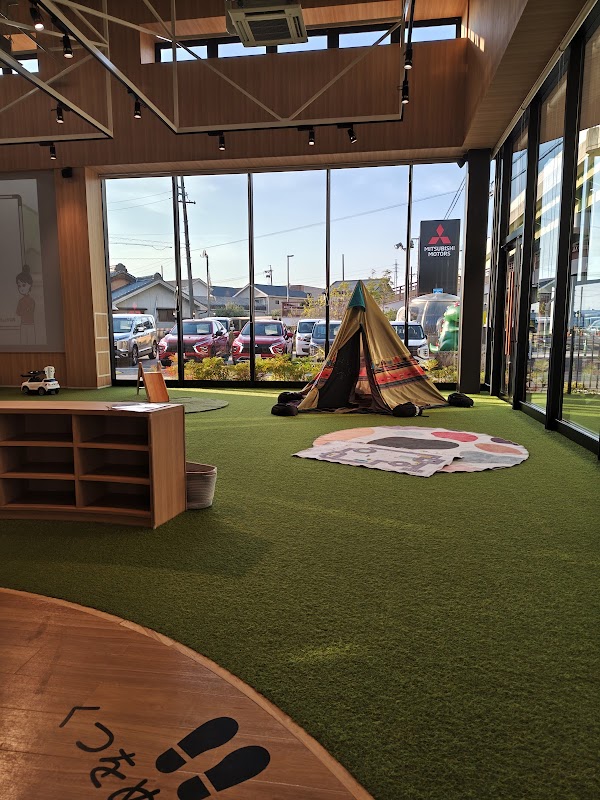 北愛知三菱自動車販売 名岐バイパス店