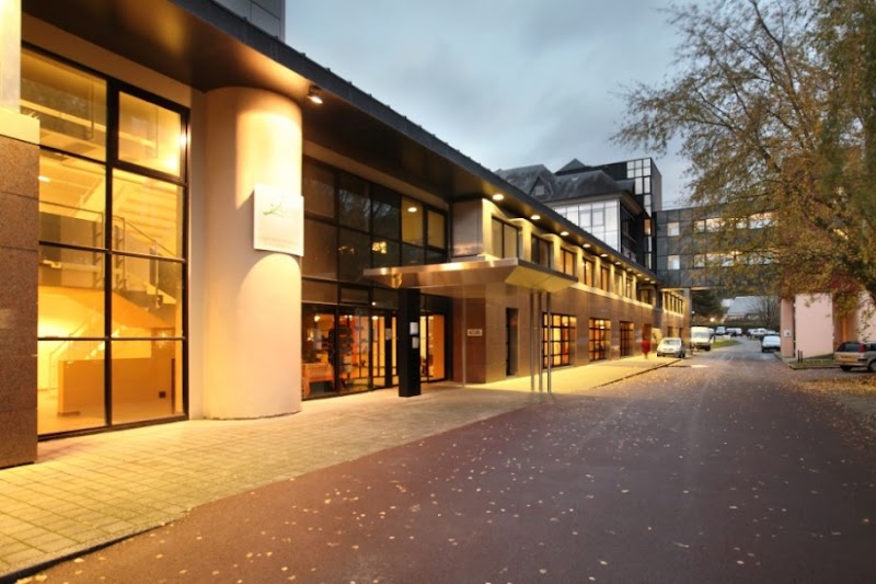 Polyclinique Saint-Laurent - Hospitalité Saint-Thomas de Villeneuve