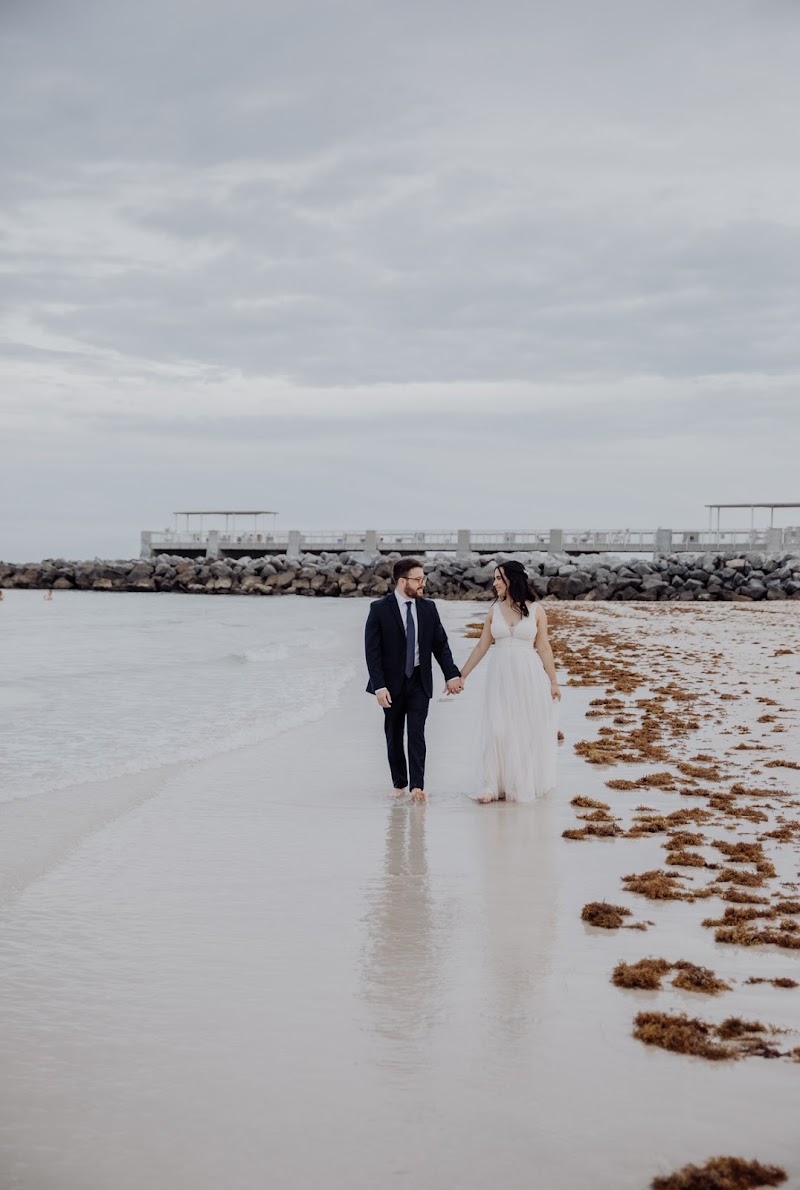 Janel Kilnisan Photography