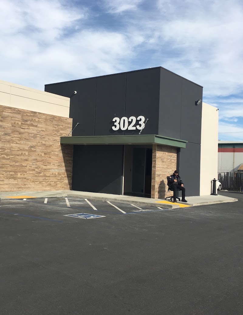 Video tour of From the Earth Dispensary & Weed Delivery retail environment