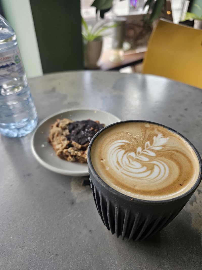 BOXCAR COFFEESHOP photo 3