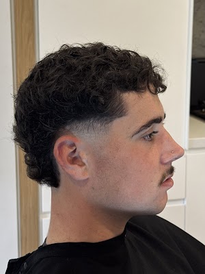 MDL - Private Barber Studio Surrey Hills photo 3