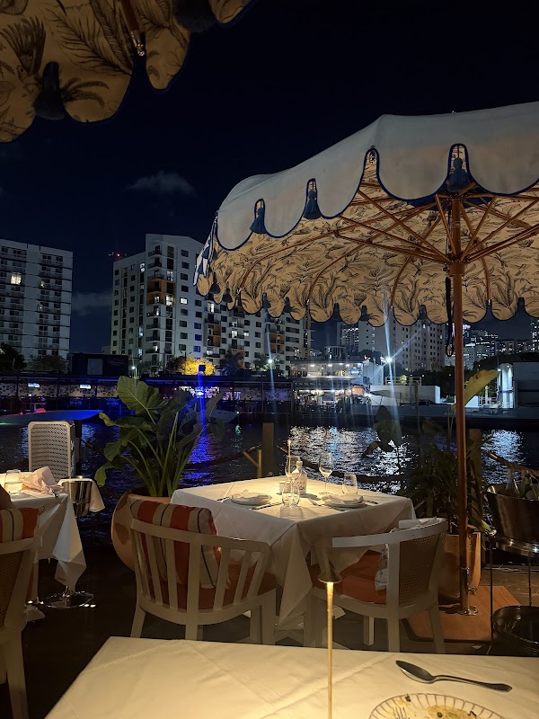Bagatelle Miami River photo 2