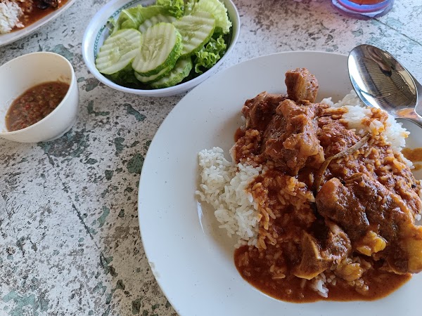 Restaurant Tanjung Jara - Photo 1